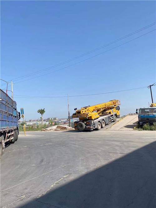 茌平区25吨吊车的租赁价格大概是多少？