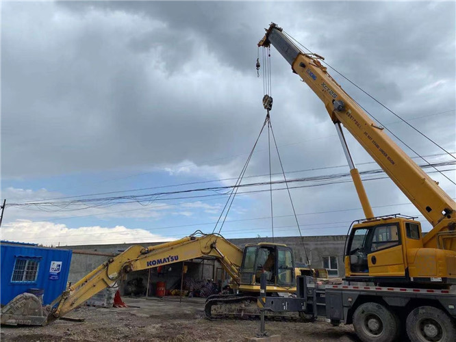 茌平区25吨吊车的工作半径是多少？